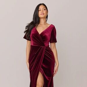 Revelry Giselle Velvet dress Romantic Rose, size 14